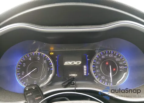 2015 Chrysler 200 Limited z USA, uszkodzony, nr VIN 1C3CCCAB4FN531871